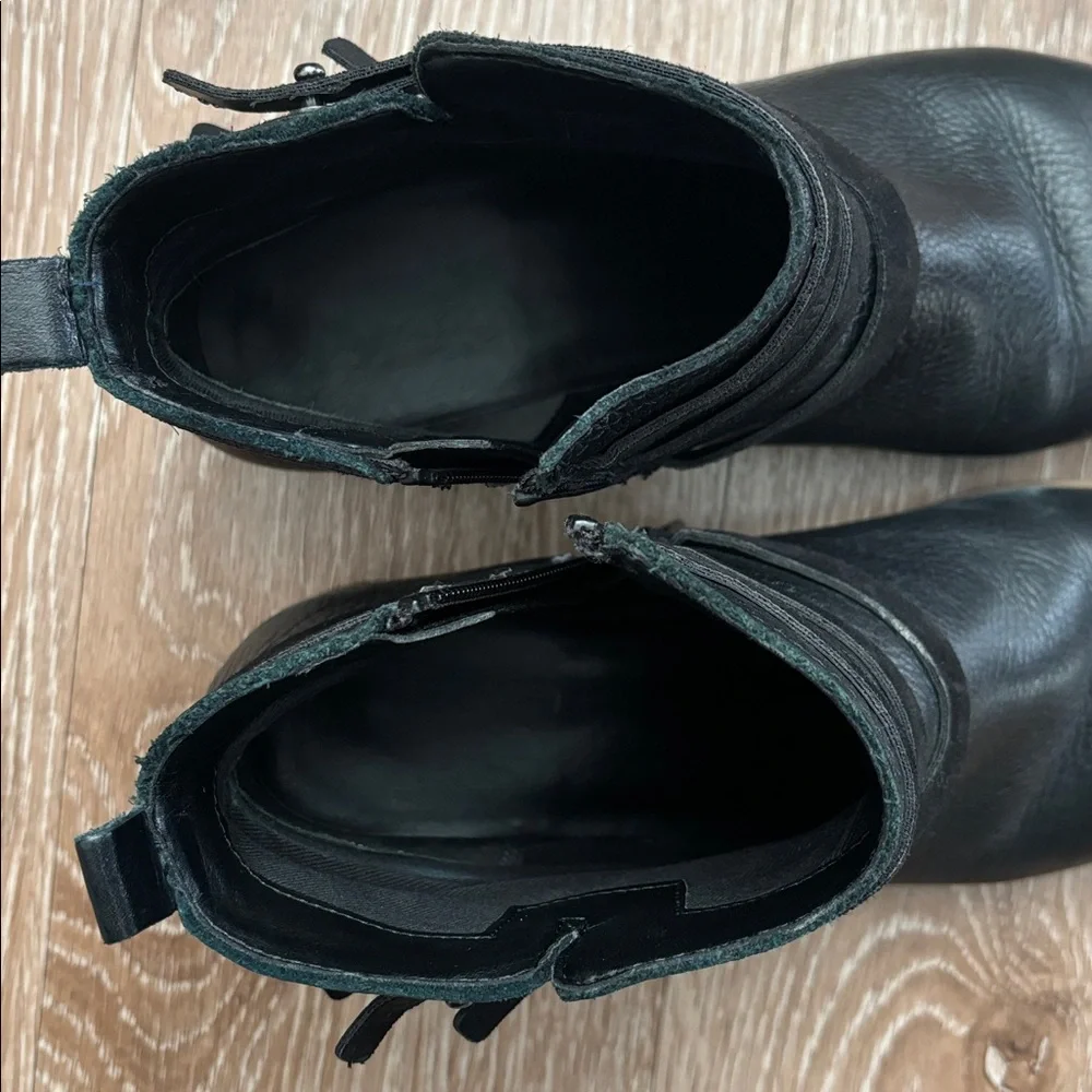 Franco Sarto Kadrien black leather ankle boots, size 8